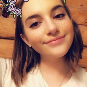 Meet your Posher, Elle